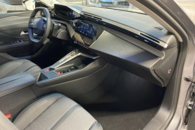 Peugeot 308 SW Hybrid 145 e-DCS6 Allure