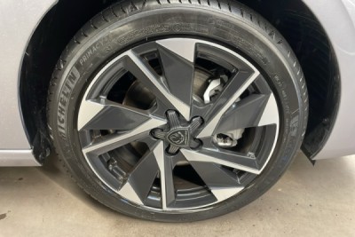 Peugeot 308 SW Hybrid 145 e-DCS6 Allure