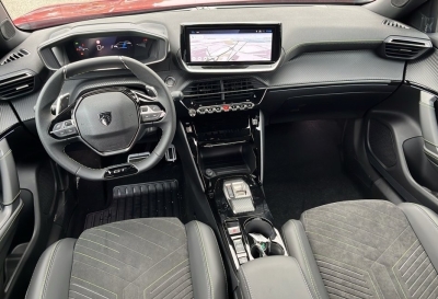 Peugeot 2008 Hybrid 145 e-DCS6 GT Exclusive