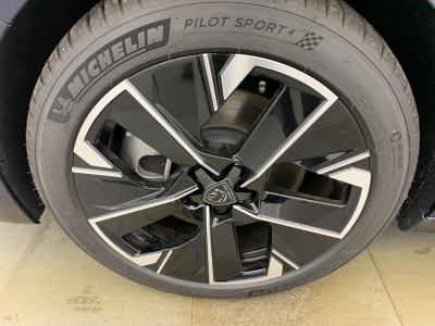 Peugeot 508 SW Hybrid 180 e-EAT8 Allure