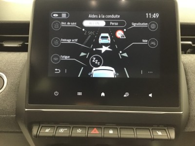 Renault Clio V TECHNO