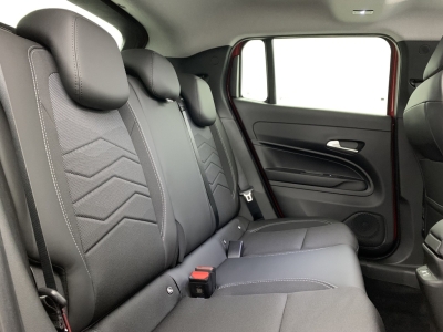 Jeep Avenger 1.2 Turbo T3 110 ch e-Hybrid BVR6 Summit