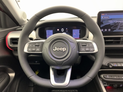 Jeep Avenger 1.2 Turbo T3 110 ch e-Hybrid BVR6 Summit