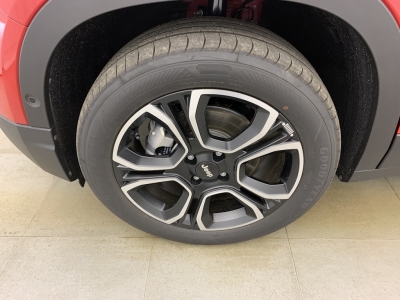 Jeep Avenger 1.2 Turbo T3 110 ch e-Hybrid BVR6 Summit