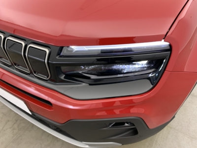 Jeep Avenger 1.2 Turbo T3 110 ch e-Hybrid BVR6 Summit