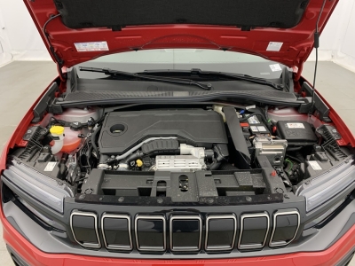 Jeep Avenger 1.2 Turbo T3 110 ch e-Hybrid BVR6 Summit