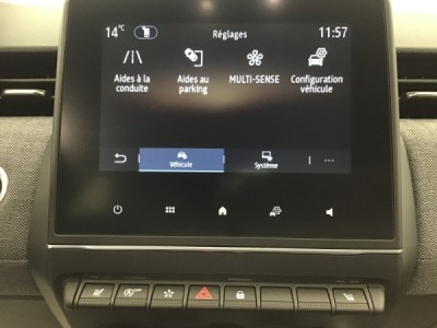 Renault Clio V TECHNO