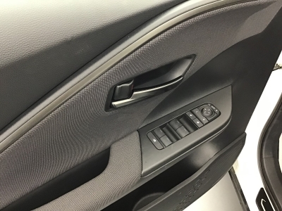 Toyota C-HR DESIGN PLUG-IN HYBRID 225 BVA