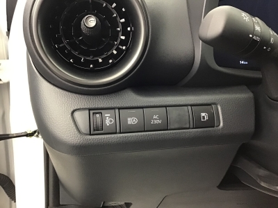 Toyota C-HR DESIGN PLUG-IN HYBRID 225 BVA