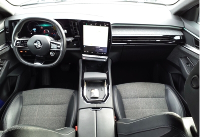 Renault ESPACE VI E-Tech hybrid 200 Techno