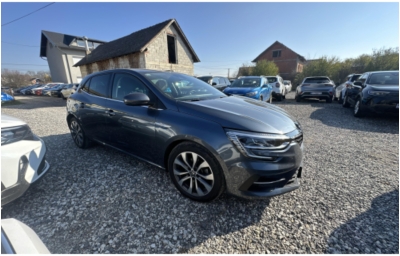 RenaultMéganeBlue dCi 115 EDC Techno