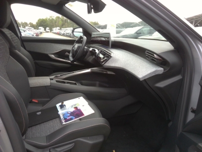 Peugeot 3008 NOUVEAU Hybrid 145 e-DCS6 Allure