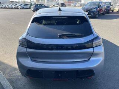 Peugeot 208 100 S&S BVM6 Allure