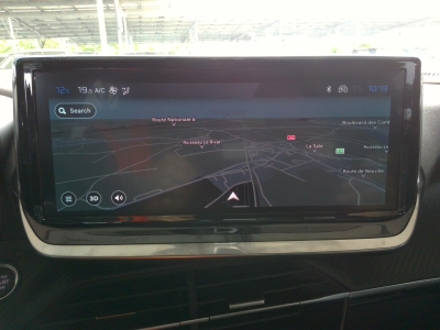 Peugeot 2008 NOUVEAU Hybrid 145 e-DCS6 Allure