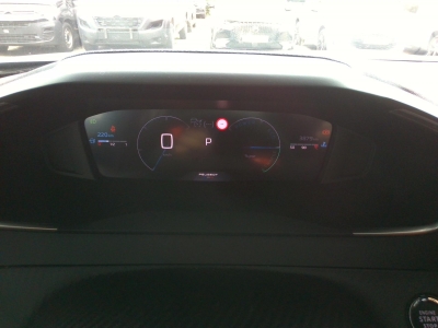 Peugeot 2008 NOUVEAU Hybrid 145 e-DCS6 Allure