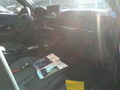 Peugeot 2008 NOUVEAU Hybrid 145 e-DCS6 Allure