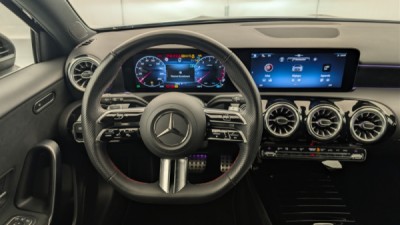 Mercedes Benz Classe A 180 7G-DCT AMG LINE