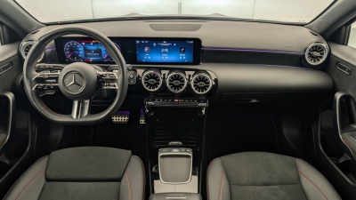 Mercedes Benz Classe A 180 7G-DCT AMG LINE