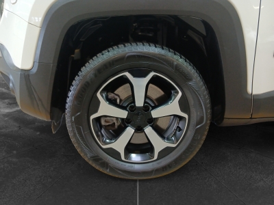 Jeep Renegade 1.3 GSE T4 240 ch PHEV AT6 4xe eAWD Trailhawk
