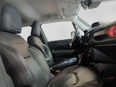 Jeep Renegade 1.3 GSE T4 240 ch PHEV AT6 4xe eAWD Trailhawk