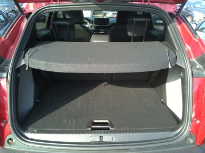 Peugeot 2008 NOUVEAU Hybrid 145 e-DCS6 Allure