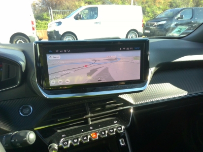 Peugeot 2008 NOUVEAU 100 S&S BVM6 Allure