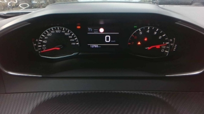 Peugeot 2008 NOUVEAU 100 S&S BVM6 Style