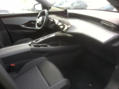 Peugeot 3008 NOUVEAU Hybrid 145 e-DCS6 Allure