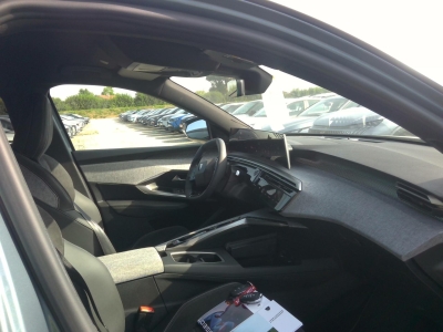 Peugeot 3008 NOUVEAU Hybrid 145 e-DCS6 GT