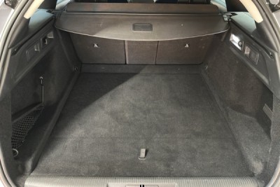 Peugeot 308 SW Hybrid 145 e-DCS6 Allure