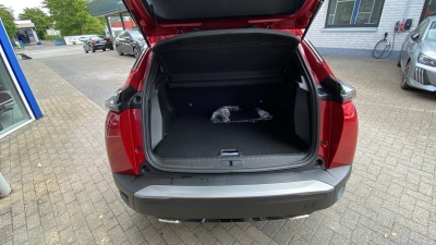 Peugeot 2008 Hybrid 145 e-DCS6 Allure