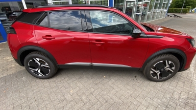 Peugeot 2008 Hybrid 145 e-DCS6 Allure