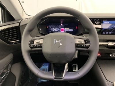 DS N°4 Hybride 145 e-DCT6 Etoile - Alcantara