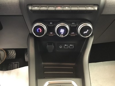 Renault Clio V EVOLUTION HYBRID 145 BVA