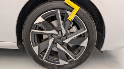 Peugeot 308 Hybrid 145 e-DCS6 Allure