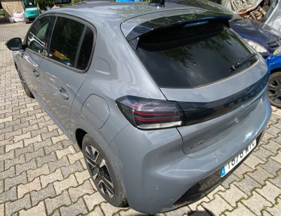 Peugeot 208 100 S&S BVM6 Allure