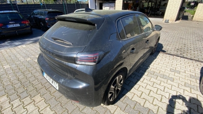 Peugeot 208 100 S&S BVM6 Allure