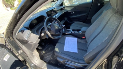 Peugeot 208 100 S&S BVM6 Allure