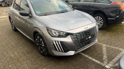 Peugeot 208 100 S&S BVM6 Allure