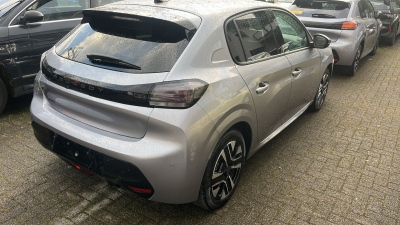 Peugeot 208 100 S&S BVM6 Allure