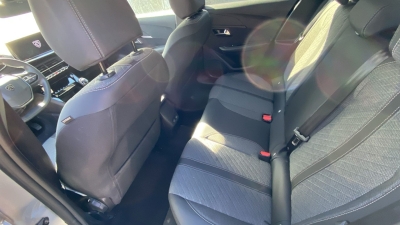 Peugeot 208 100 S&S BVM6 Allure