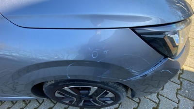 Peugeot 208 100 S&S BVM6 Allure