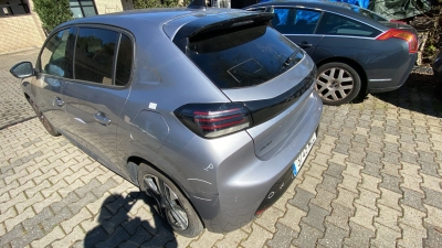 Peugeot 208 100 S&S BVM6 Allure