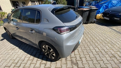 Peugeot 208 100 S&S BVM6 Allure