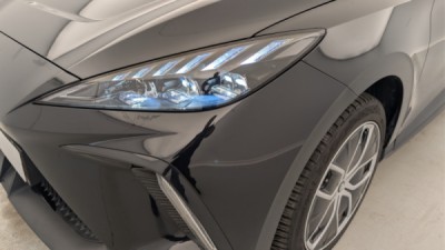 MG MG4 ELECTRIC 64KWH - 150 KW 2WD LUXURY