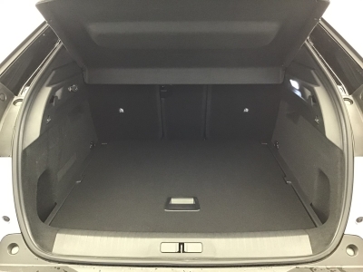 Peugeot 3008 GT HYBRID 145 e-DSC6