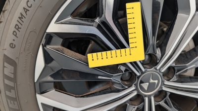 DS DS 4 BlueHDi 130 EAT8 Etoile - Alcantara