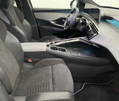 Peugeot 3008 NOUVEAU Hybrid 145 e-DCS6 GT EXCLUSIVE