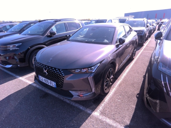 DSDS 4PureTech 130 EAT8 Etoile - Alcantara