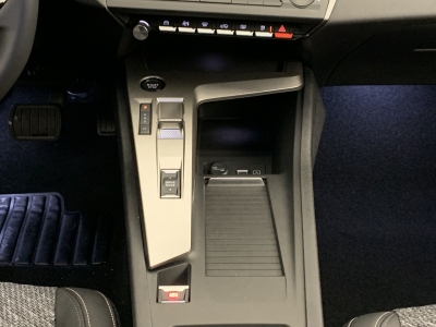 Peugeot 308 Nouvelle BLUEHDI 130CH S&S EAT8 ALLURE